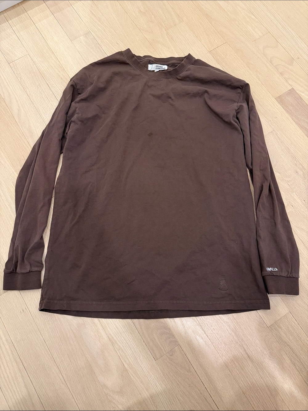 Men's Long-Sleeve Crewneck Shirt in Brown